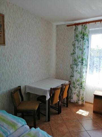 Фото номера Трехместный номер с ванной комнатой Проживание в семье Pokoje u Elżbiety г. Леба 22