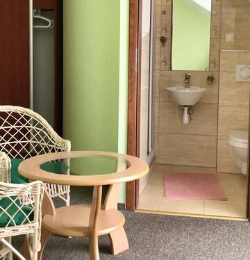 Фото номера Двухместный номер с 1 кроватью и балконом Проживание в семье Villa Marzenie г. Леба 3