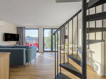 Фото номера Апартаменты - Двухуровневые Отели типа «постель и завтрак» Villa Verdi Pleasure &amp; Spa г. Леба 6